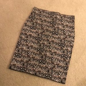 BCBG BODY CON SKIRT